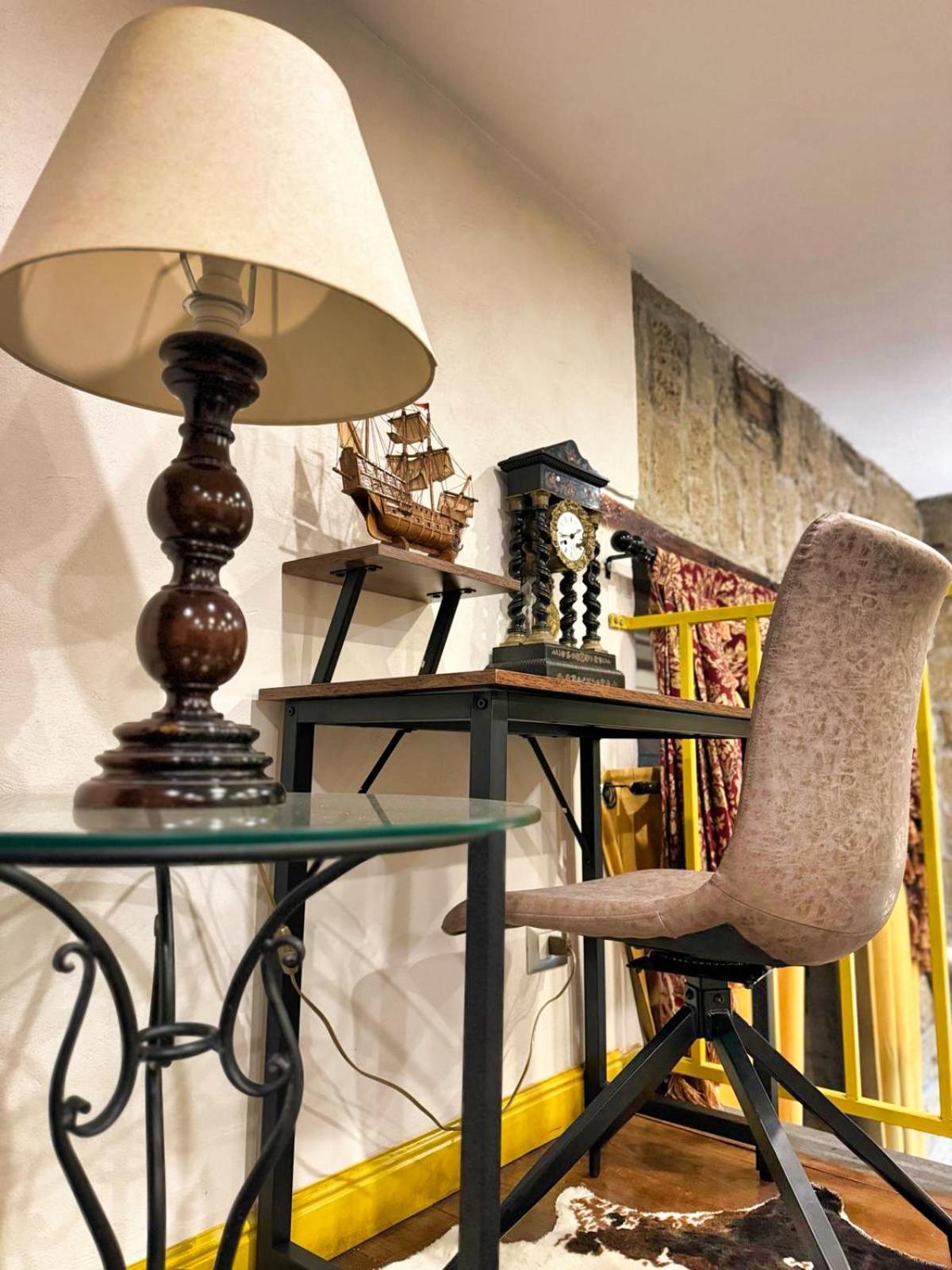 Apartament Carlito'S House- Un'Intera Casa Al Centro Storico Neapol Zewnętrze zdjęcie
