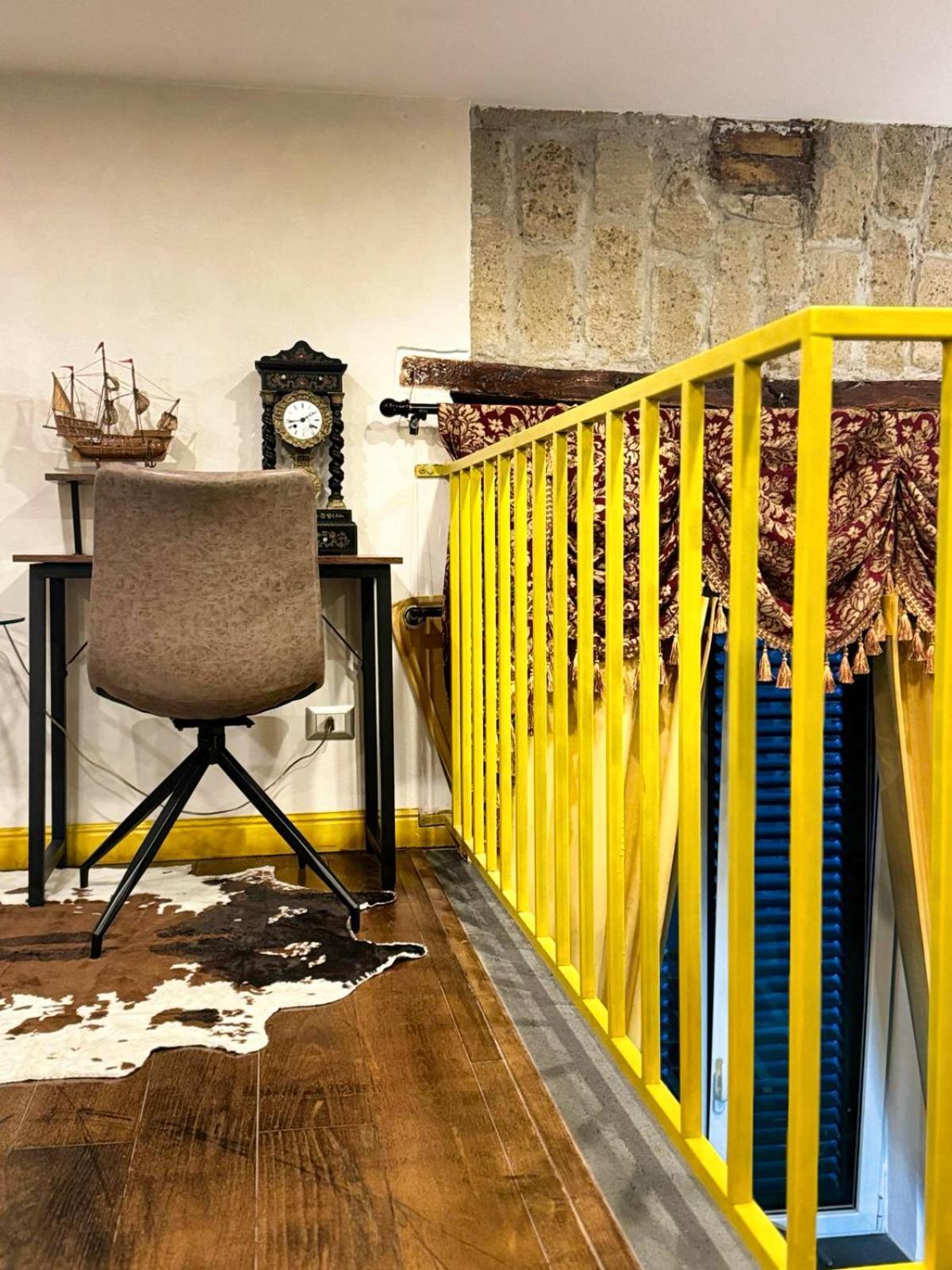 Apartament Carlito'S House- Un'Intera Casa Al Centro Storico Neapol Zewnętrze zdjęcie